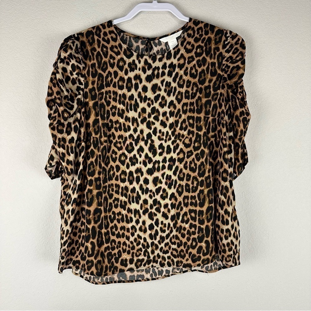 H&M Brown Tan Cheetah Animal Print Casual Short Ruched Sleeves Top Size Medium